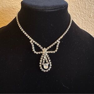Elegant Vintage Silver Crystal Necklace 14”